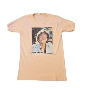 Sportiqe Women's Peachy Pink Retro Barry Manilow Graphic T-shirt Medium